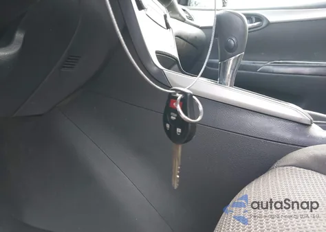 2018 Nissan Sentra S из США, поврежденный, VIN 3N1AB7AP9JY245179